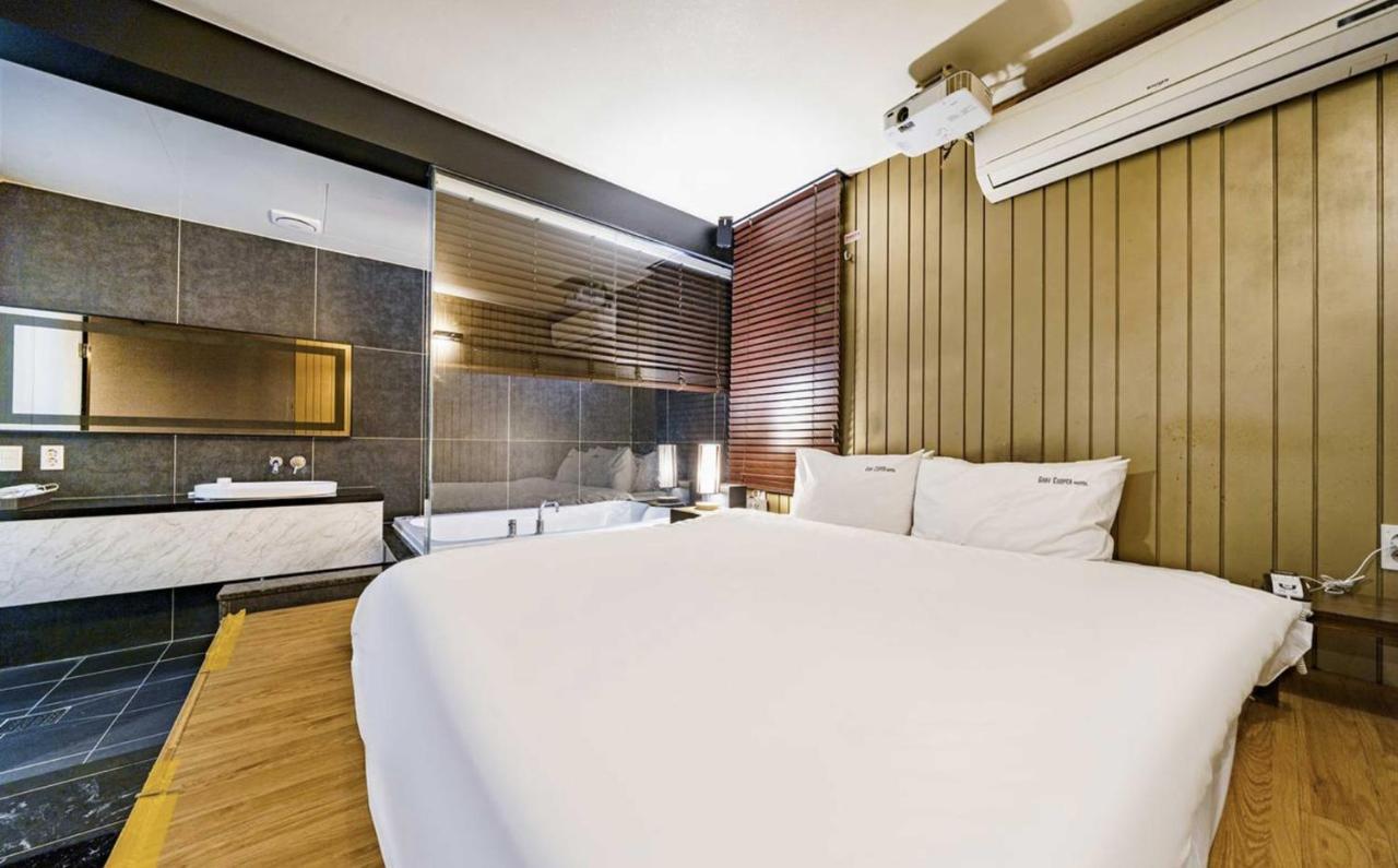 Haeundae Gary Cooper Hotel Busan Eksteriør bilde